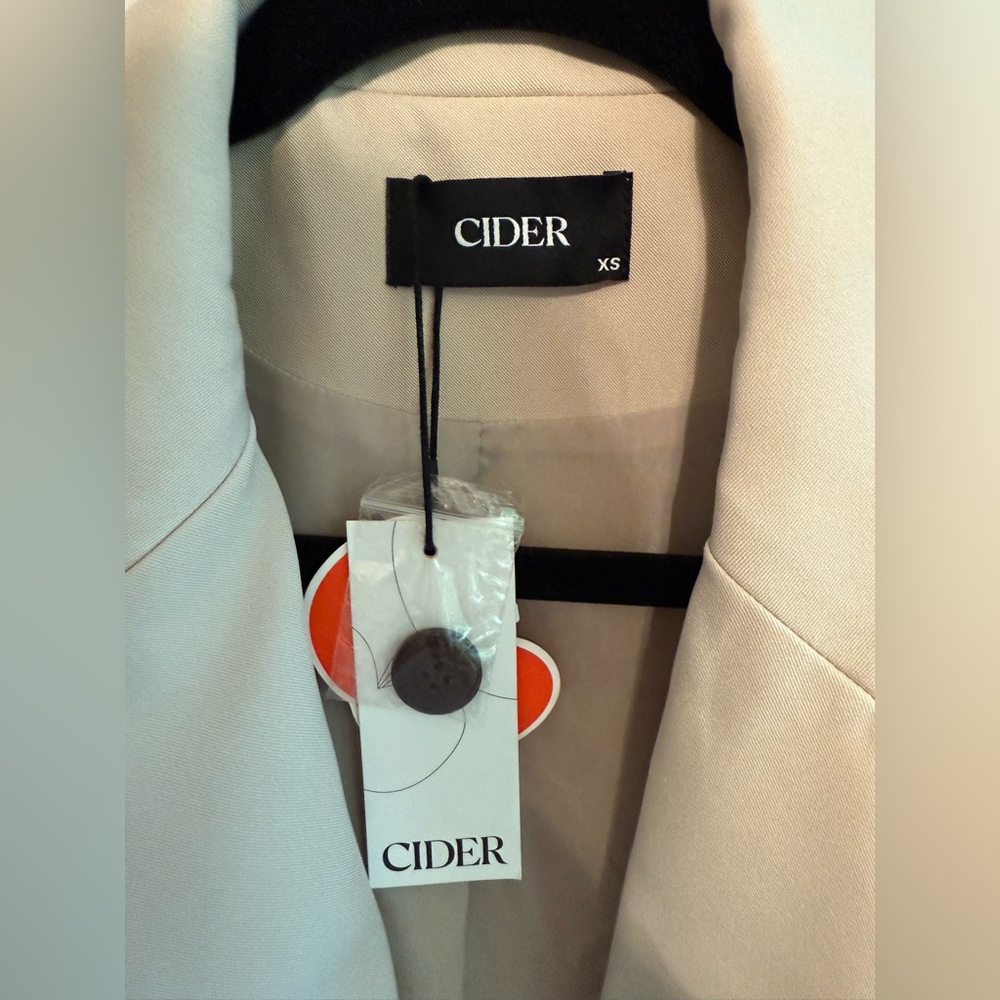 Cider Cropped‎ Jacket - Picture 4 of 5